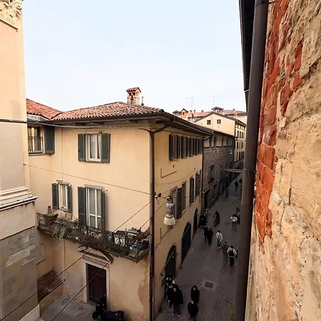 Colleoni - Citta Alta Apartment *